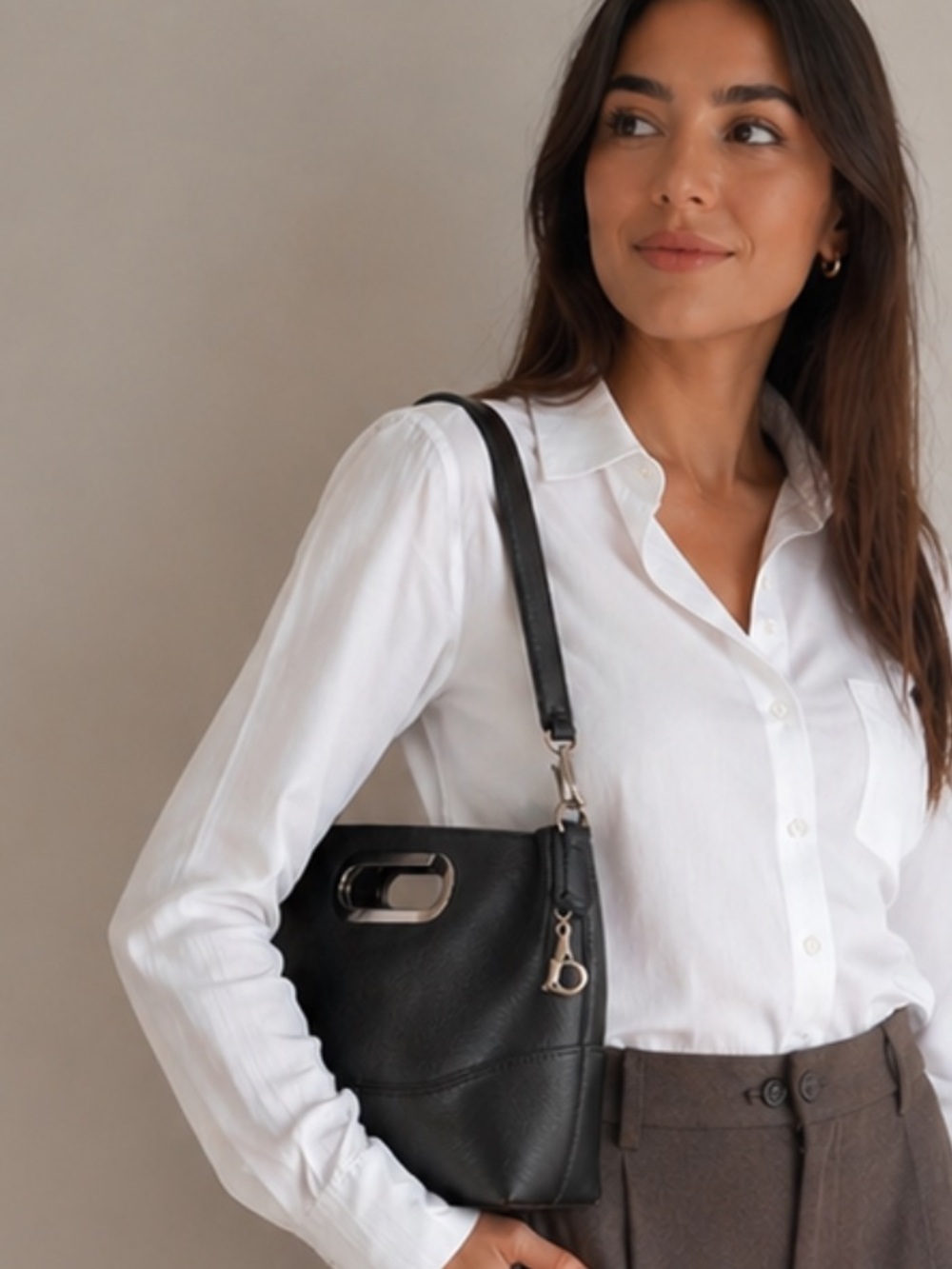 b.o.c. Black Shoulder Bag with Classic Elegance